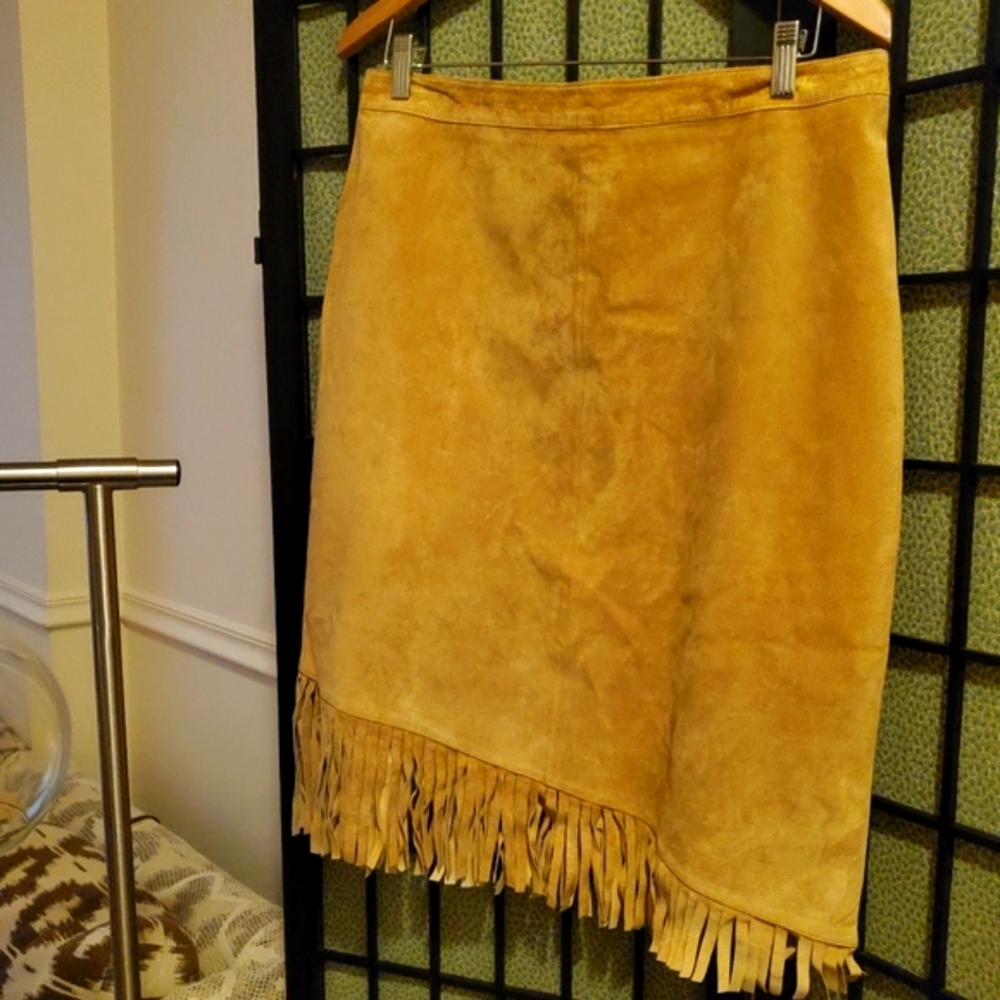 Leather Newport News Camel Fringe  Suede Skirt